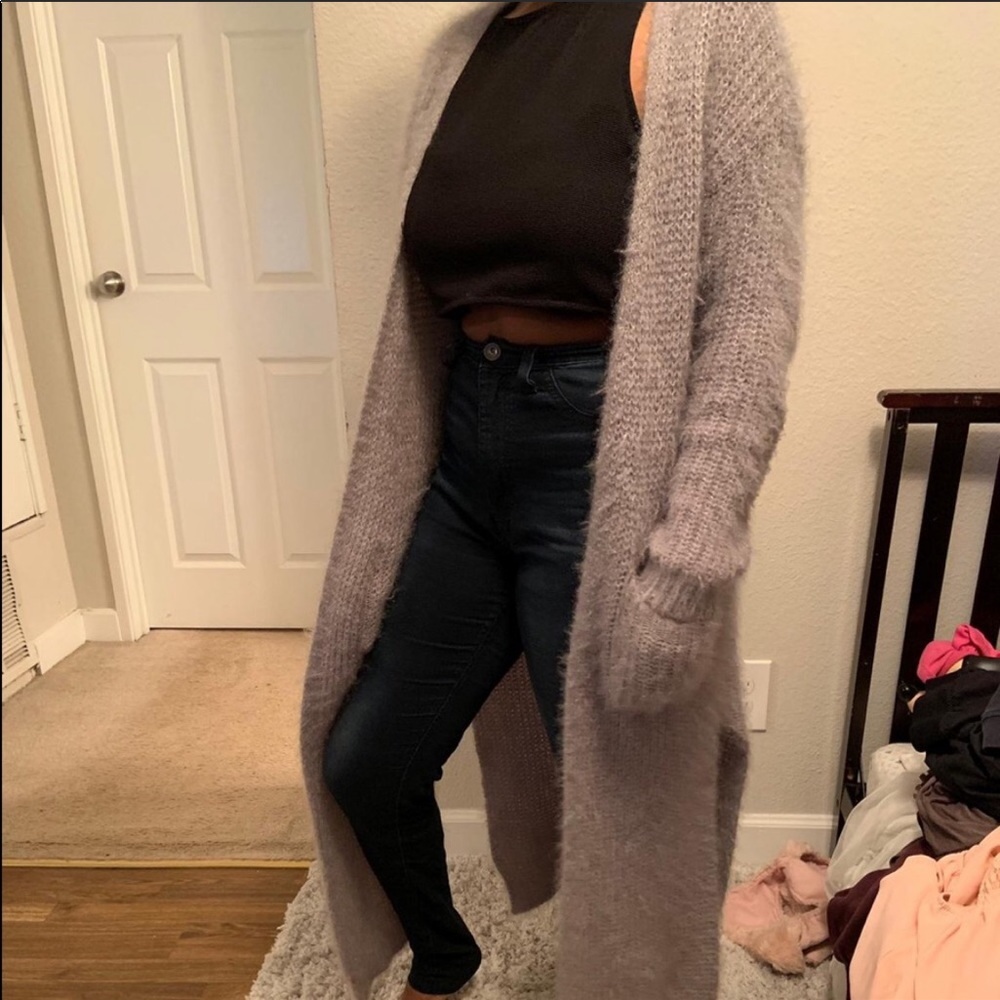 Black crop top
